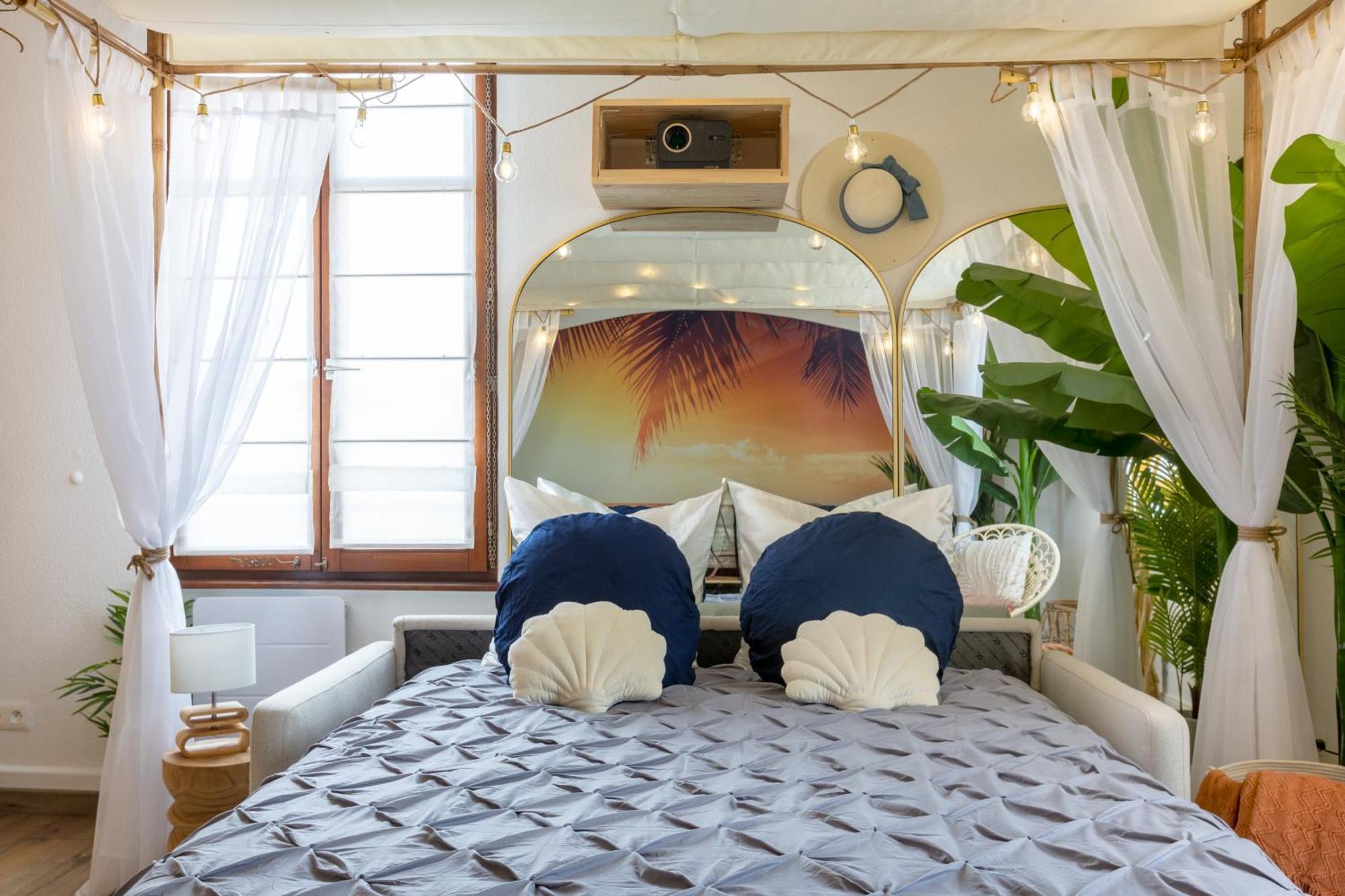 Lit Rond Tres Grand Et Confortable - Garage Possible Ou Parking Gratuit Rue - Gare 2 Min Et Ville 4 Min En Tram - Ciel Etoile - Netflix Videoprojecteur - Luxe Et Evasion Strazburg Dış mekan fotoğraf