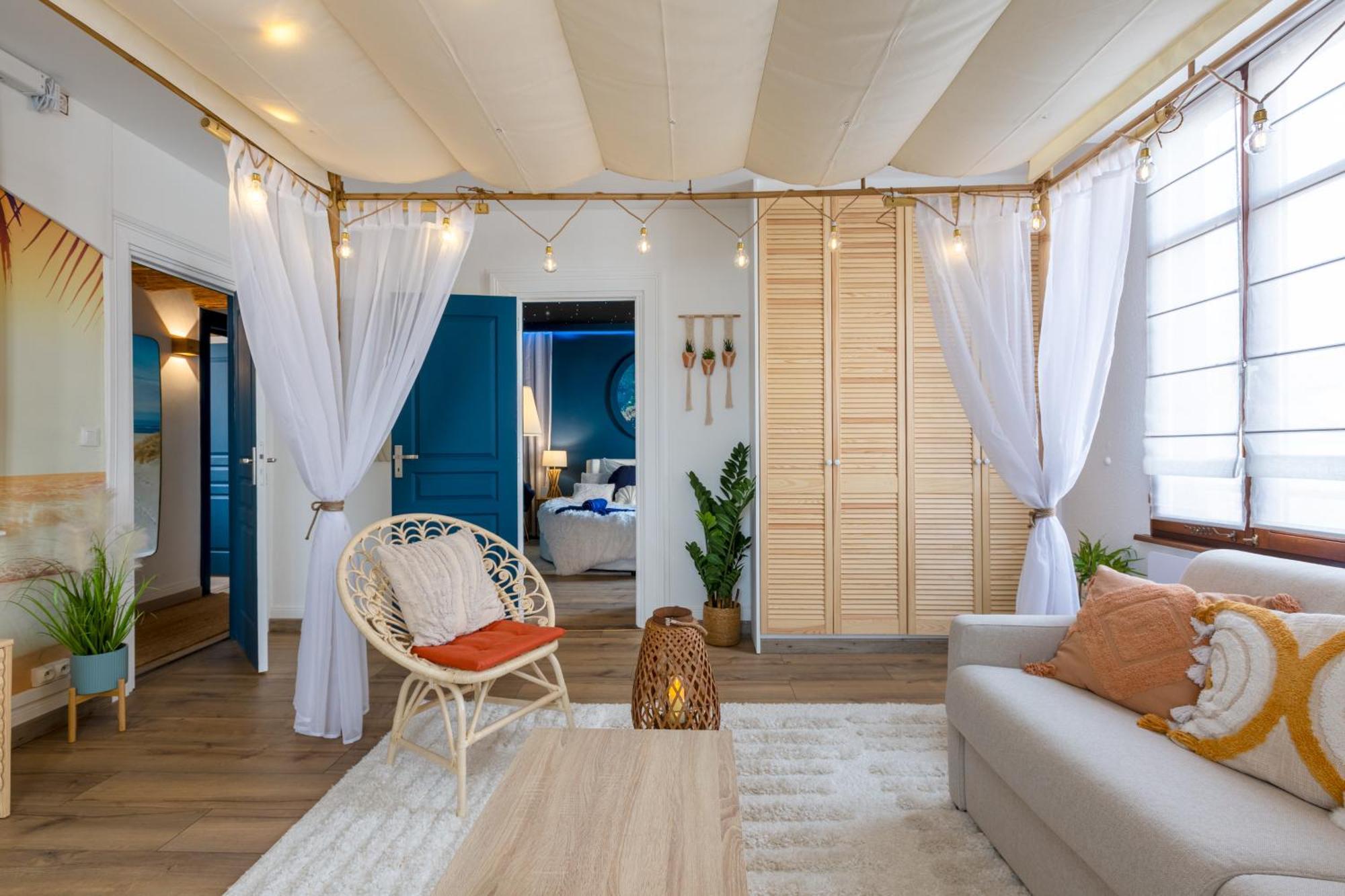 Lit Rond Tres Grand Et Confortable - Garage Possible Ou Parking Gratuit Rue - Gare 2 Min Et Ville 4 Min En Tram - Ciel Etoile - Netflix Videoprojecteur - Luxe Et Evasion Strazburg Dış mekan fotoğraf